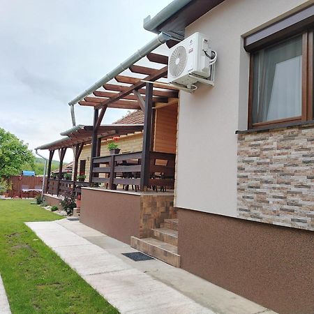 Kaptarko Apartmanhaz Demjén Exterior foto