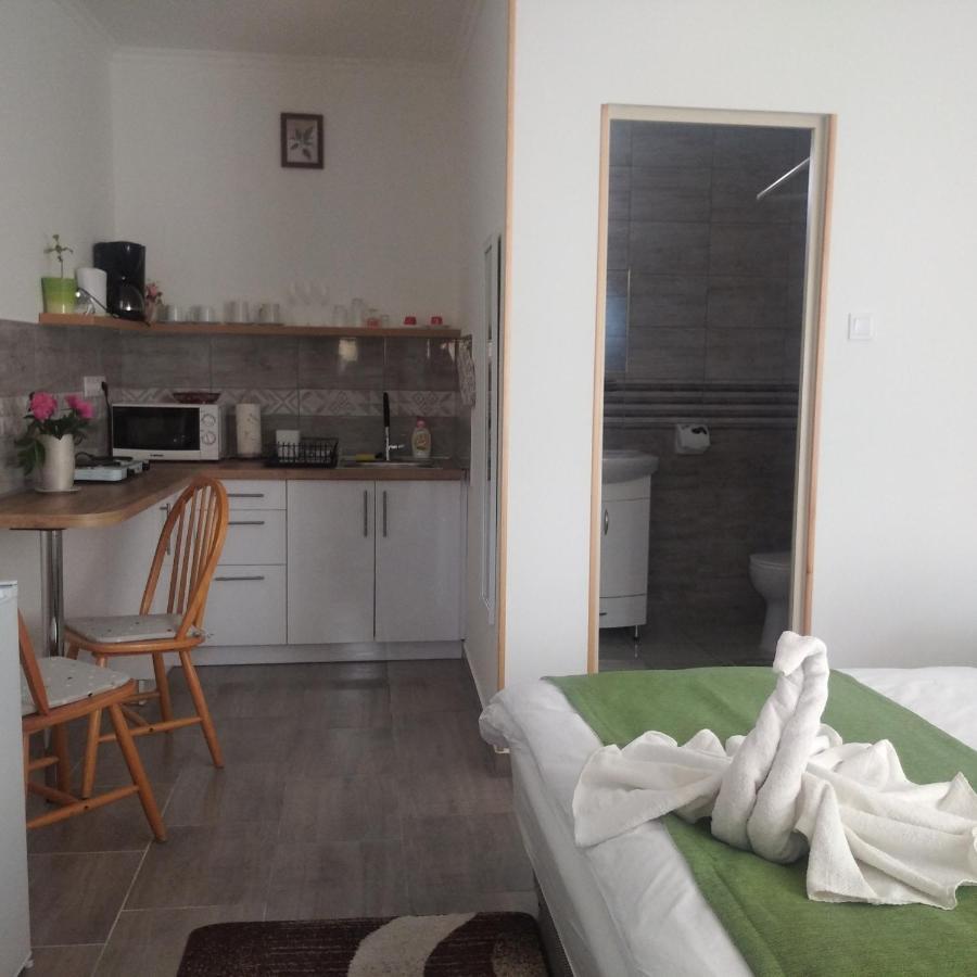 Kaptarko Apartmanhaz Demjén Exterior foto