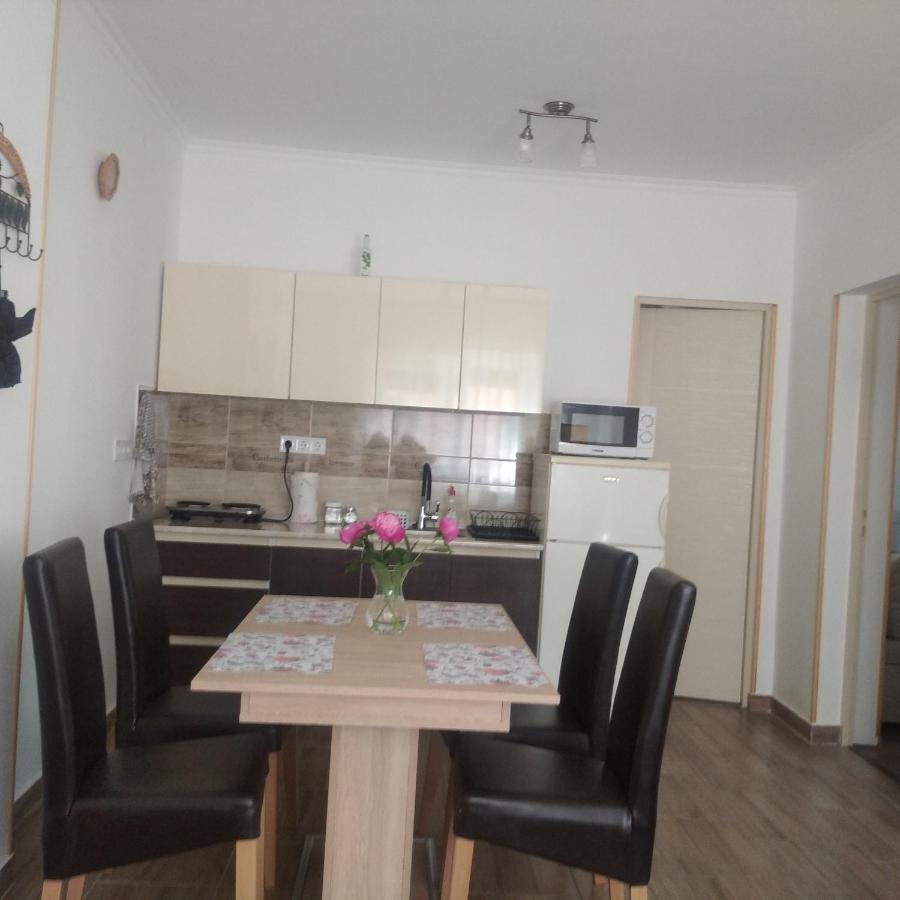 Kaptarko Apartmanhaz Demjén Exterior foto