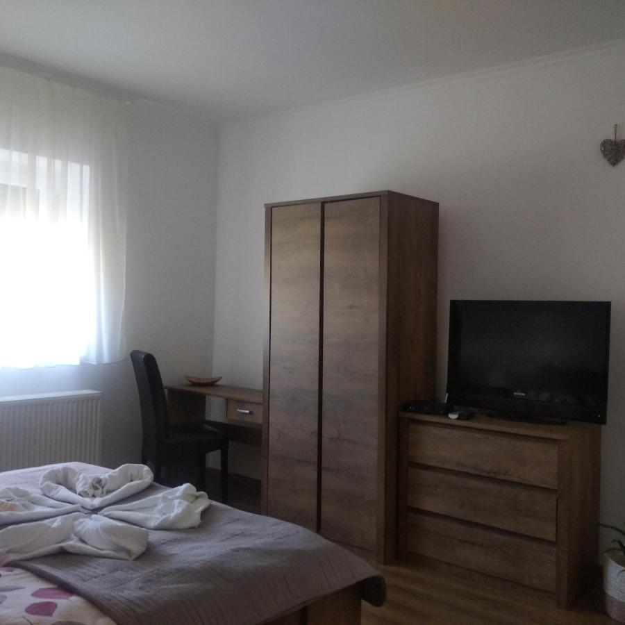 Kaptarko Apartmanhaz Demjén Exterior foto
