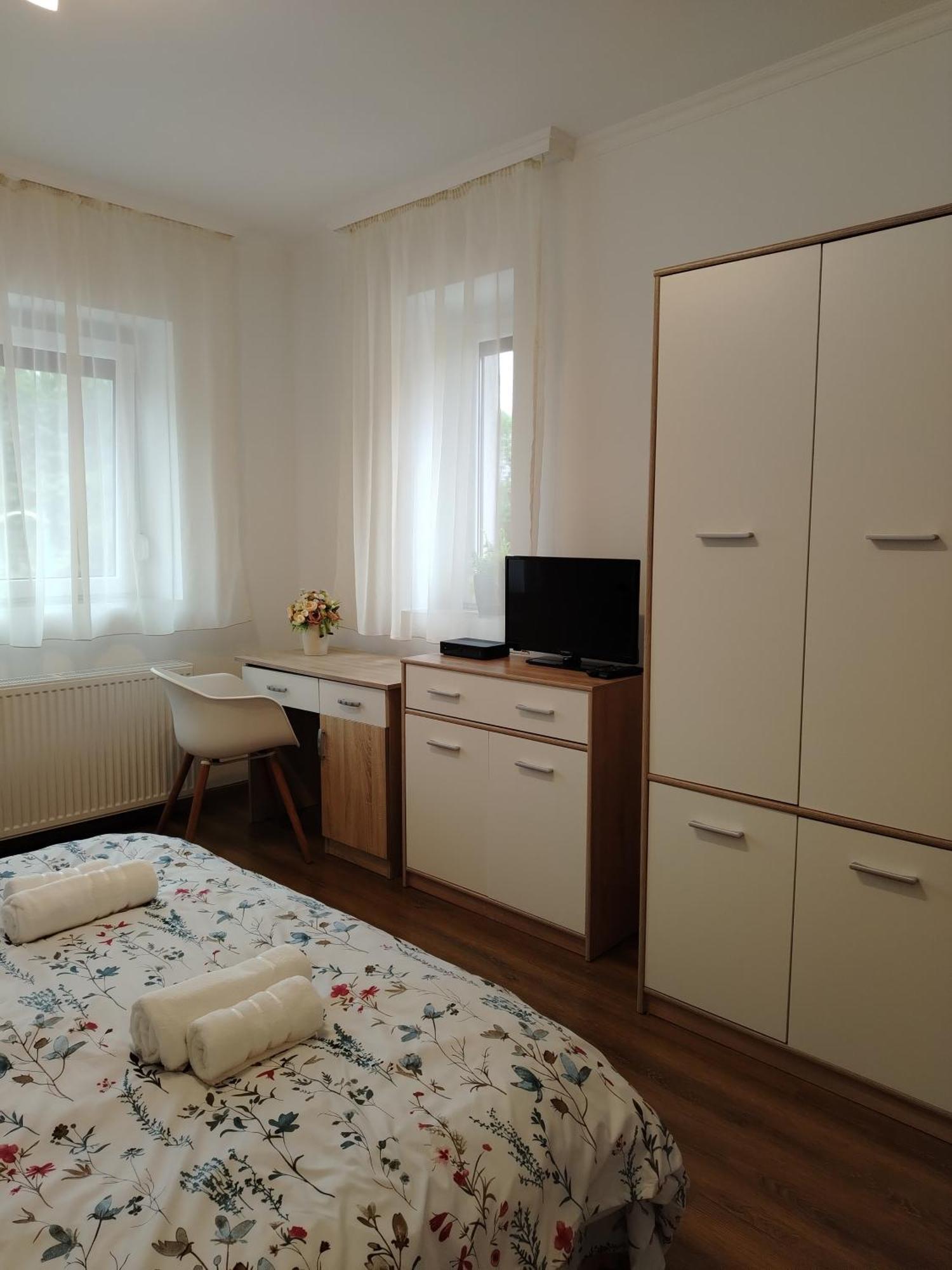 Kaptarko Apartmanhaz Demjén Exterior foto
