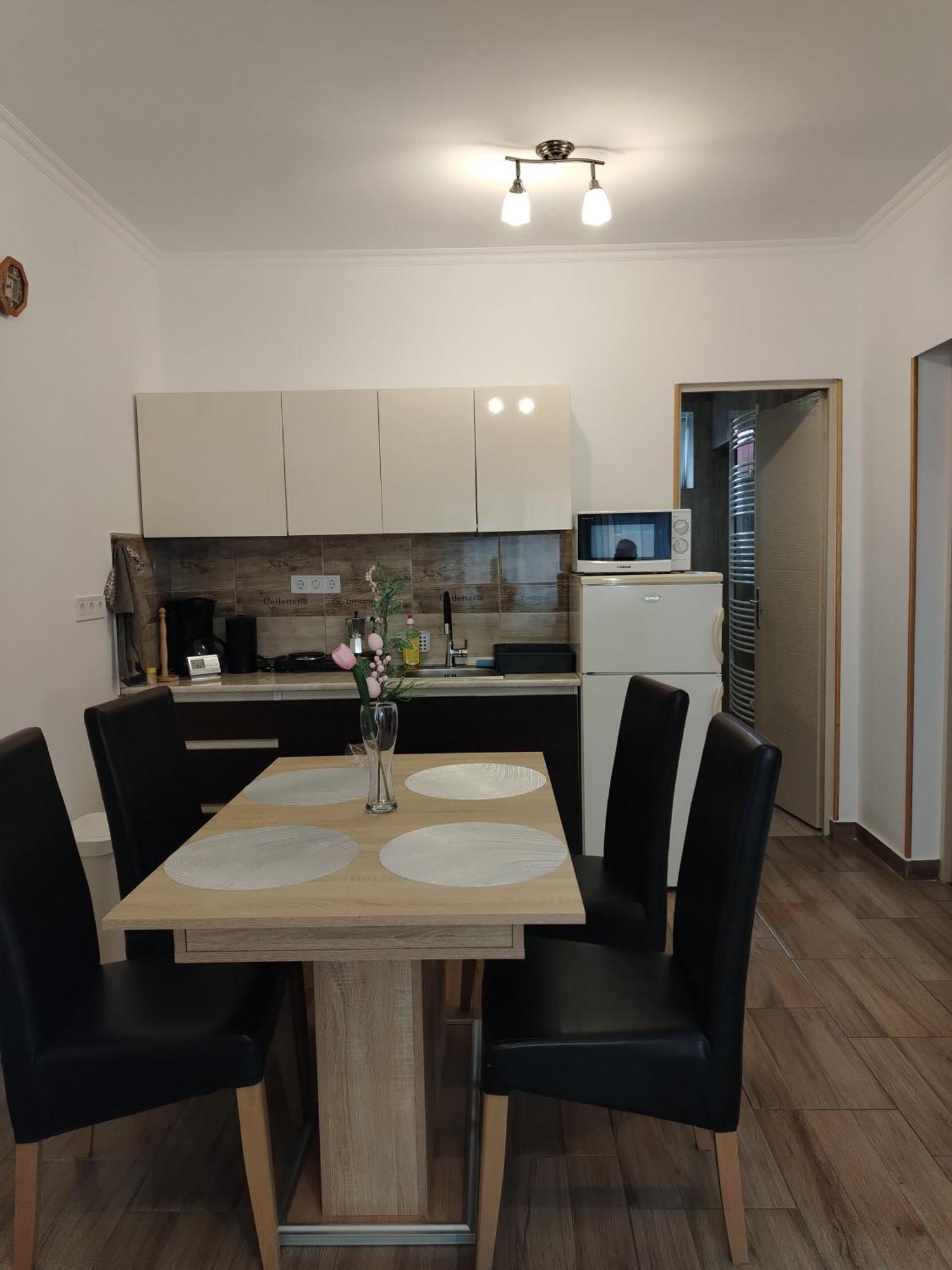 Kaptarko Apartmanhaz Demjén Exterior foto